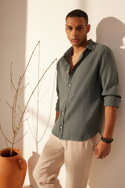 Trendyol Collection Prémium szürke 100% lenvászon normál szabású ing TMNSS24GO00058