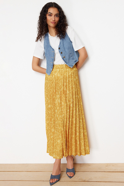 Trendyol Modest Mustard Floral Patterned Pleated Elastic Waist Woven Skirt TCTSS23EE00018