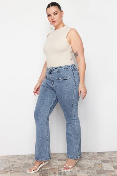 Trendyol Curve Μπλε τζιν Ισπανικό πόδι TBBAW24CJ00006