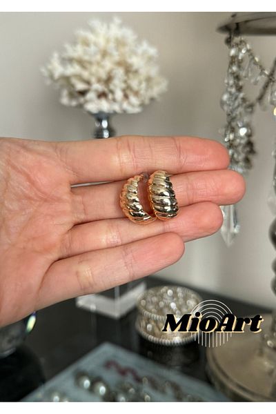 MioArt Vintage Drop Earrings