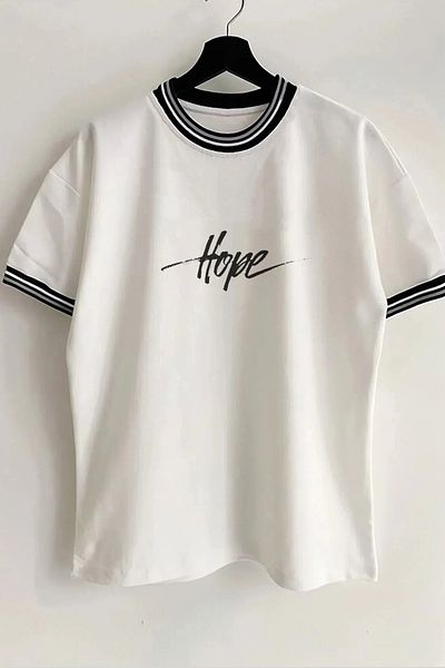 Vordevia Καλοκαιρινό λευκό μπλουζάκι με στάμπα Hope Text Unisex New Season Oversize γιακά με λεπτομέρειες