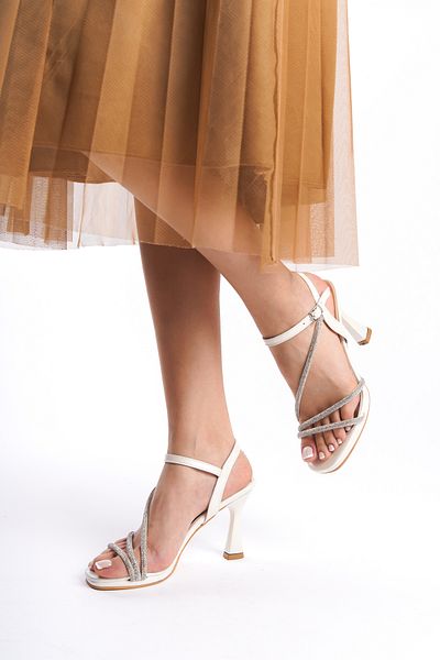 eformoda by emre yılmaz White Women's Classic 7cm Heeled Shoes 2030