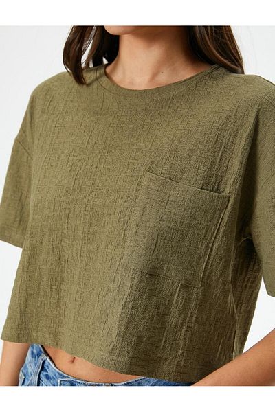 Koton Crop T-shirt με κοντό μανίκι Crew Lack Pocket Βαμβακερό