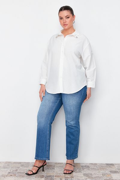 Trendyol Curve قميص منسوج بياقة حجرية من إكرو TBBSS24AX00016