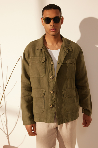 Trendyol Collection Prémiové khaki prádlo – vícekapsová bunda Regular Fit TMNSS24CE00006