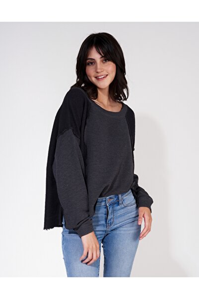 AMERICAN EAGLE Black Women's / Girls' Sweater U-1457-1811