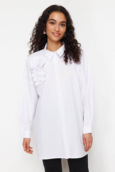 Trendyol Modest White Applique Flower Detailed Cotton Woven Shirt TCTSS24TG00030