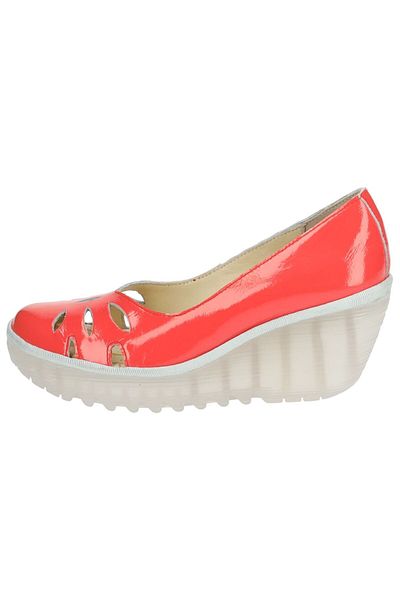 Fly London Pumps