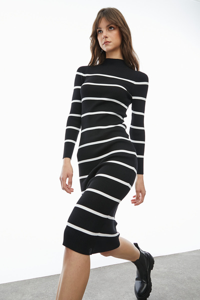 PAULMARK Stand Collar Striped Dress