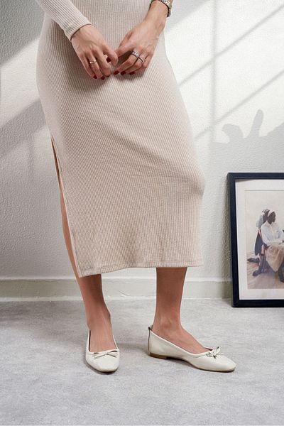 NİŞANTAŞI SHOES Dámské baleríny s plochou podrážkou Stony Ecru z pravé kůže