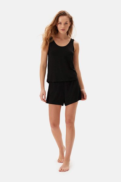 Dagi Set de pijama cu maiou și pantaloni scurți negru, cu detaliu din pispături din satin