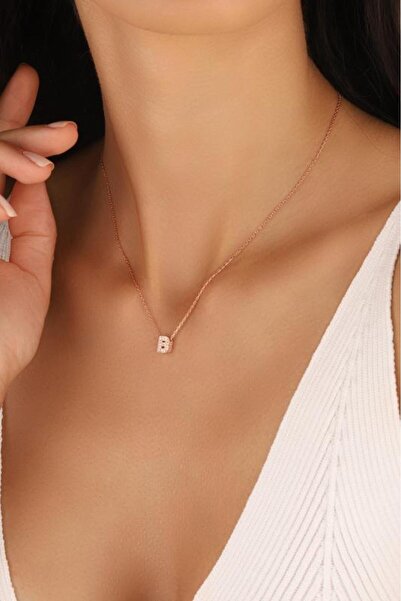 Sistina Taşlı Minik Üç Boyutlu Harf Kolyeler - B