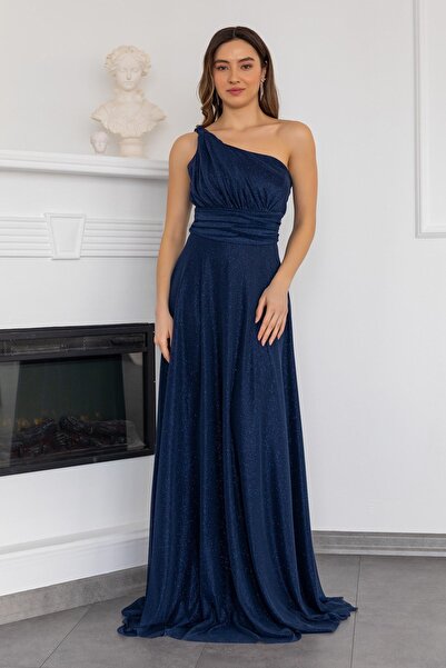 lovebox Podšitá lesklá třpytivá látka na jedno rameno, asymetrický límec, maxi délka, tmavě modrá večerní šaty 38995