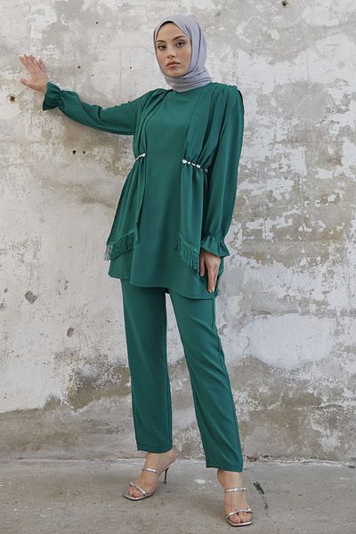 InStyle Tassel Detail Jewelled Crepe Set - Emerald Green