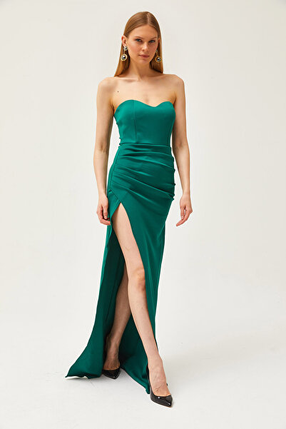 Olalook Kadın Zümrüt Yeşili Derin Yırtmaçlı Straplez Uzun Elbise AEL-00000005