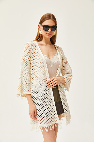 Olalook Kadın Ekru Kelebek Desenli Ajurlu Fırfırlı Triko Hırka HRK-19000284