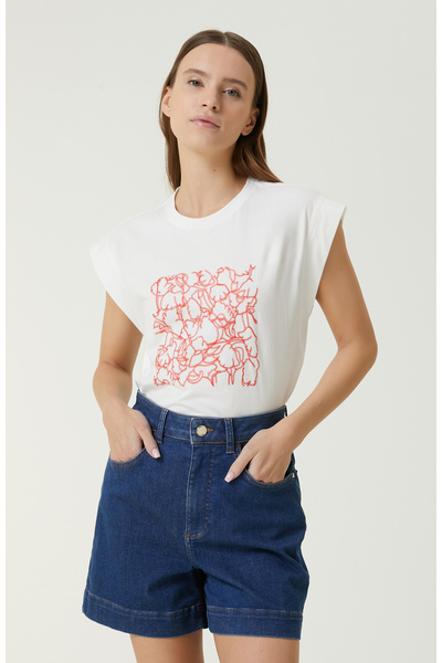 Network Beyaz Desenli T-shirt