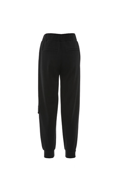 GİZİA Payet Detaylı Tek Tarafı Şeritli Siyah Pantolon