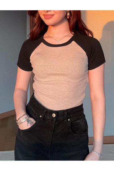Touz Moda Ribbed Raglan Sleeve Crop Blouse