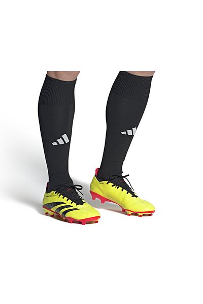 adidas Pantofi de fotbal pentru bărbați Predator League Fg IG7761 Galben