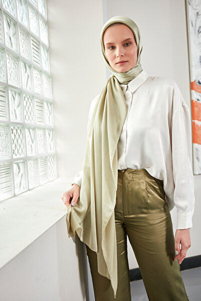 Scarf Ιαν Ιαν Σάλι