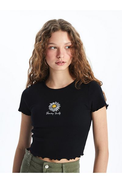 LC Waikiki Crew Neck Embroidered Short Sleeve Crop Women's T-Shirt
