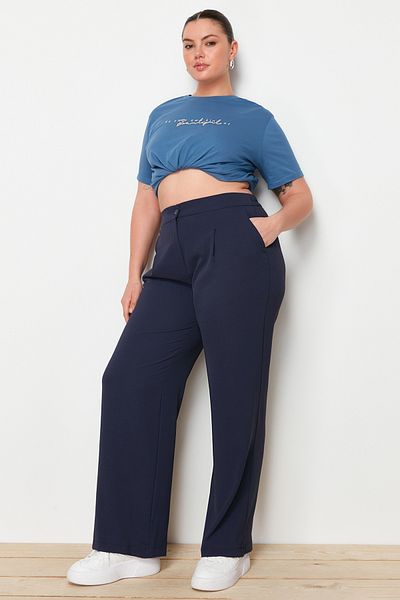 Trendyol Curve Marineblaue plissierte Webhose mit hoher Taille TBBSS22PL0448