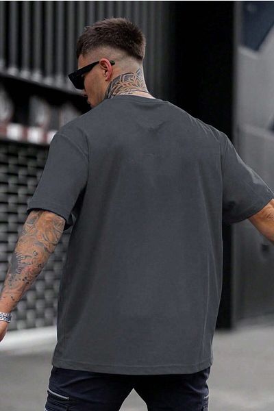 MODAGEN Ανδρικό μπλουζάκι με λαιμόκοψη Anthracite Crew Oversize με στάμπα με παλάμη