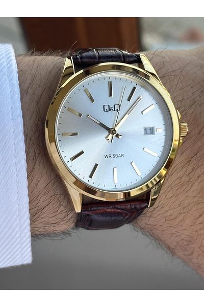 Q&Q New Model Classic Retro Stylish Men's Wrist Watch with Calendar