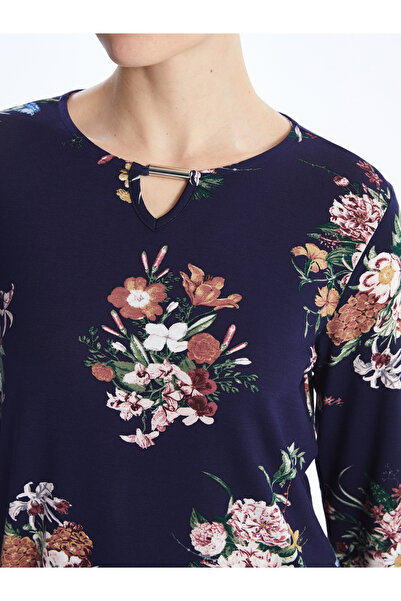 LC Waikiki Virágmintás nyakú, hosszú ujjú női blúz