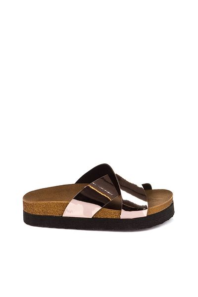 Fox Shoes نعال نسائي نحاسي B777742234