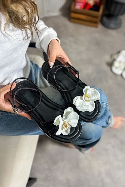 SHOEBELLAS Sandale de damă Oils Black Flower