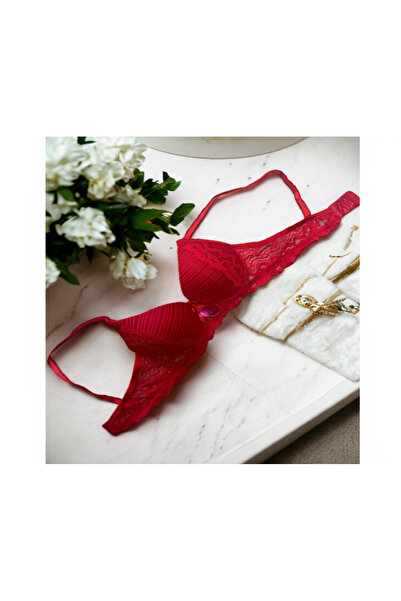 ECEM DESTEKLİ BALENLİ YARIM DANTEL SÜTYEN 025