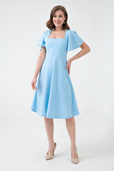 vuvutasarım Baby Blue Flexibilní potápěčská krepová tkanina s čtvercovým výstřihem s rukávem Detailní Baby Blue Midi šaty 082