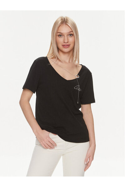 Guess Women's Black T-Shirt W4RI31KC340
