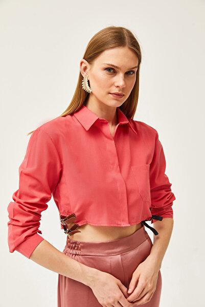 Olalook Women's Coral Side Belt Detailed Crop Woven Shirt GML-19001191