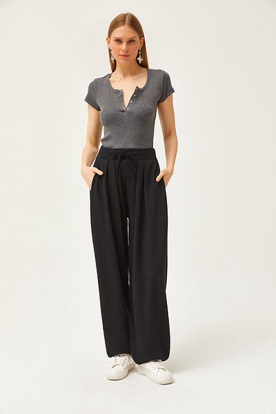 Olalook Schwarze, weich strukturierte, fließende Baggy-Hose mit Schnürung für Damen PNT-19000273