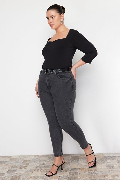 Trendyol Curve Graue, dehnbare Skinny-Jeans mit hoher Taille TBBSS22JE00007