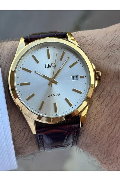 Q&Q New Model Classic Retro Stylish Men's Wrist Watch with Calendar