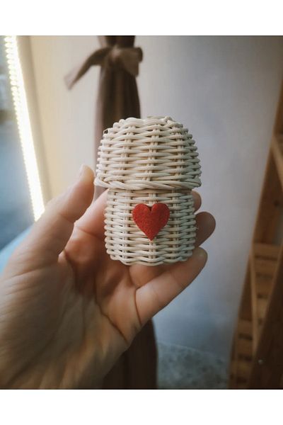 His Art Workshop Little Heart Rattan Basket