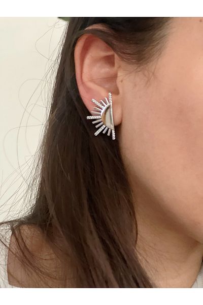 Junsui Accessories Rise Silver Earrings - Stylish and Comfortable Cut