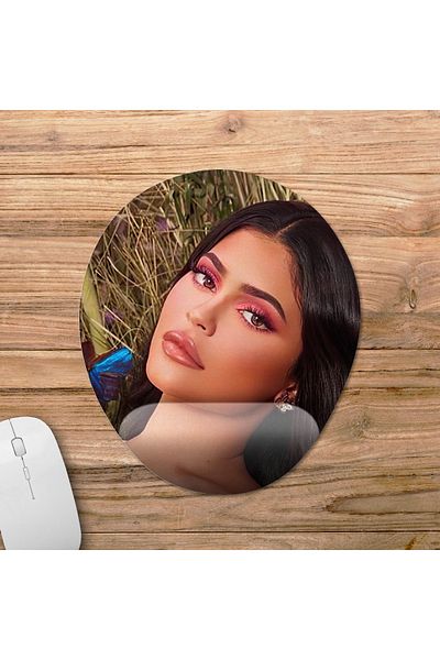 Pixxa موديل لوحة ماوس كايلي جينر مع مسند للمعصم - 1 بيضاوي