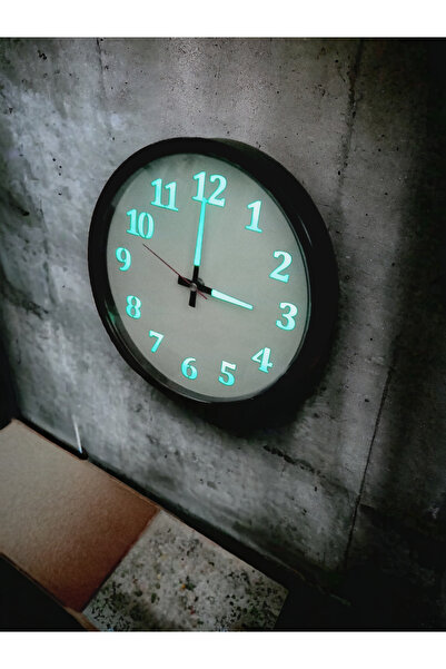 Bahat Fosforlu Gece Karanlıkta 5 Saat Parlayan Duvar Saati Plastik Çap 28 cm V2