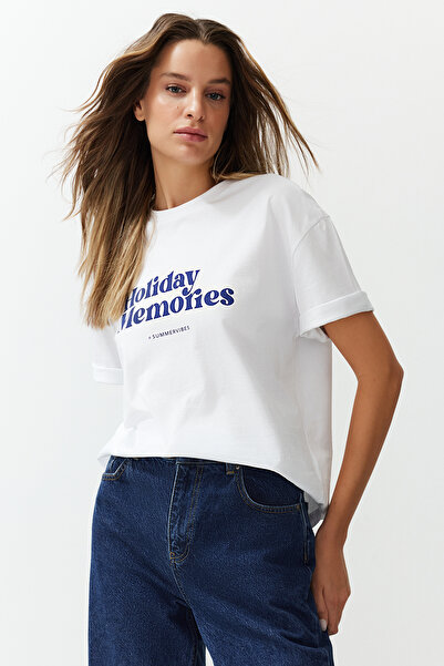 Trendyol Collection Biała koszulka z nadrukiem Premium, 100% gruba bawełna, luźny krój, dzianinowa TWOSS24TS00178
