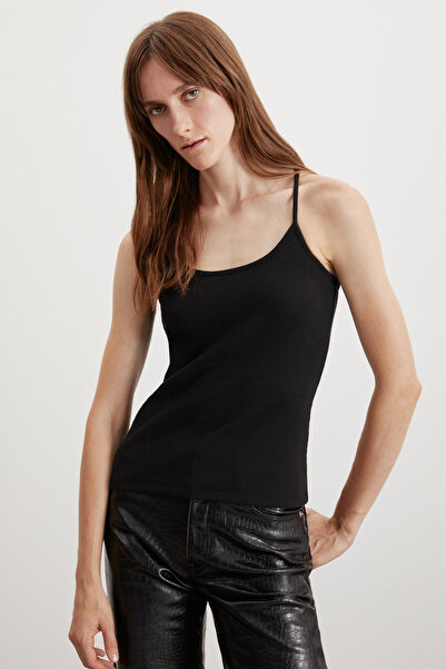 ETHIQUET Kristine Women's Cotton Ribbed Thick Textured Body Sitting Black Undershirt with Crew Neck Strap