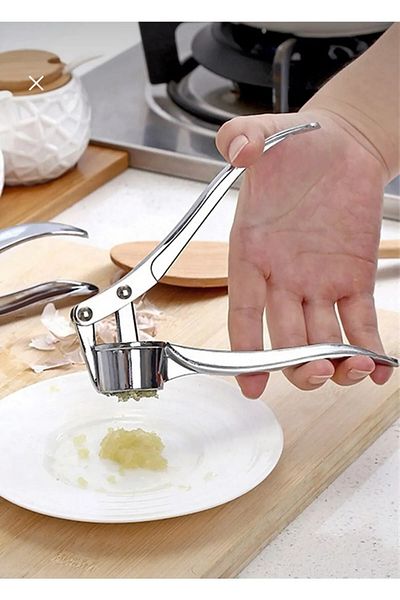 SAVORYHOME Stainless Steel Garlic Crusher Practical Garlic Crusher04