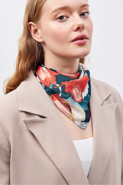 THE MOON Tulip Dream Watercolor Tulip Flower Patterned Vegan Silk Scarf