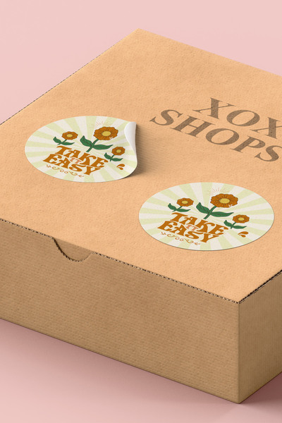 Basic Sense Take it Easy Papatyalı Paketleme Kargo Ambalaj Hediye Etiket Sticker - 3x3cm 90 Adet - ST2402