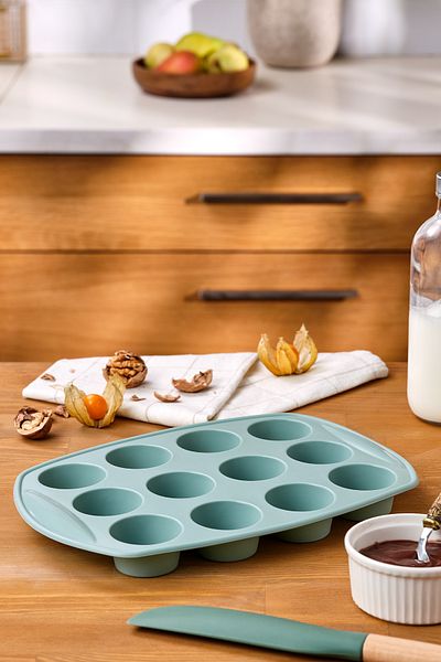 Emsan Silicone Muffin Mold Green