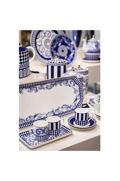 Lucky Art Aurora Bone - 36 cm Blue and White Baroque Patterned Porcelain Baton Presentation Plate